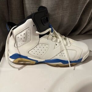 2014 Nike Air Jordan 6 Youth size 6 Women’s 6.5 sweet kicks